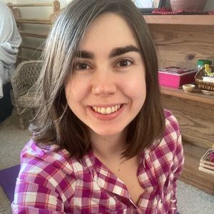 Meet your Posher, Hannah